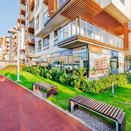 Olympic Park I, Sun & Snow