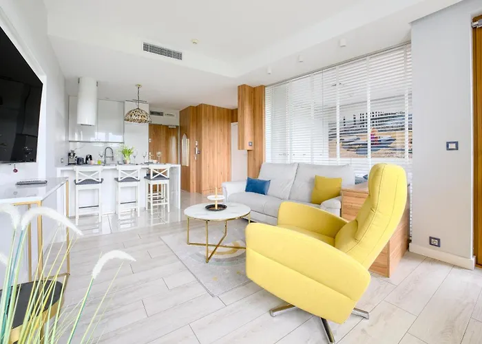 Olympic Park I, Sun & Snow *