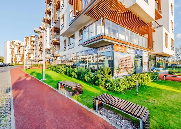 Olympic Park I, Sun & Snow