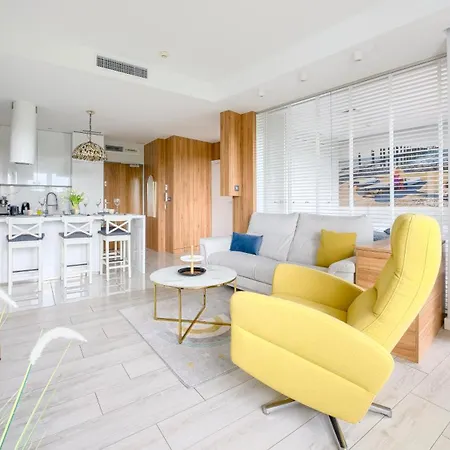 Olympic Park I, Sun & Snow *