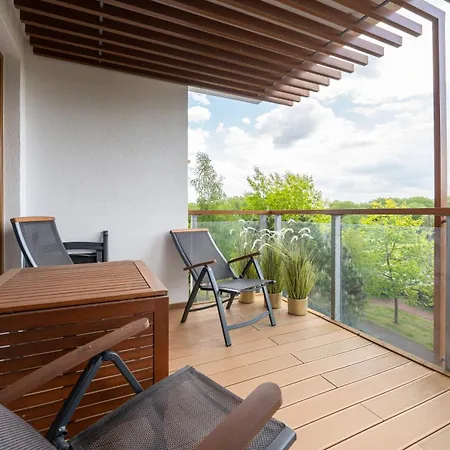 Olympic Park I, Sun & Snow