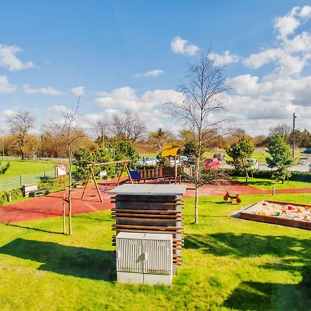 Olympic Park I, Sun & Snow *