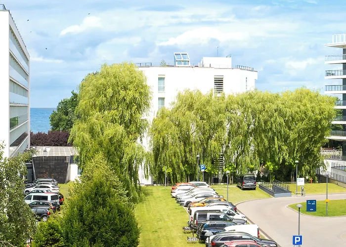 Olympic Park I, Sun & Snow Daire *